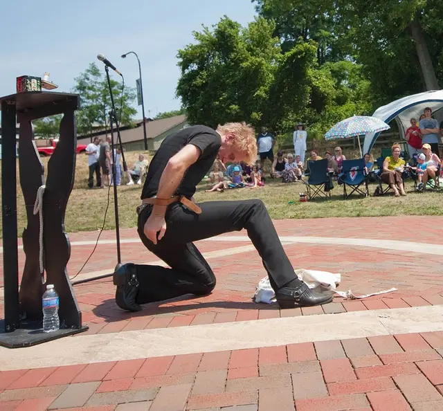 Michael Griffin - Escape Artist - Magician — photo from the business 1