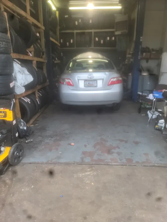 Roy’s Auto Services New and Use Tires Mobile Tire Services — customer photo 4