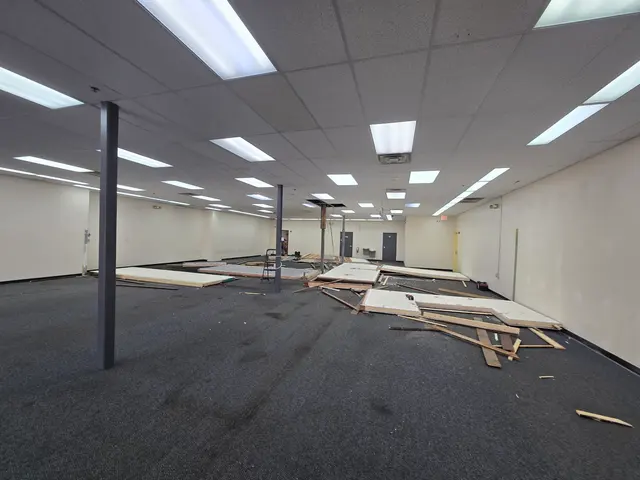 Floor-To-Ceiling Handyman — photo from the business 12