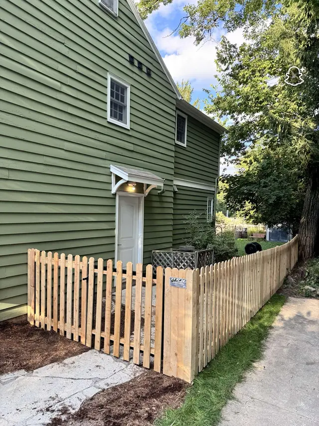 DRH Fencing — photo from the business 9