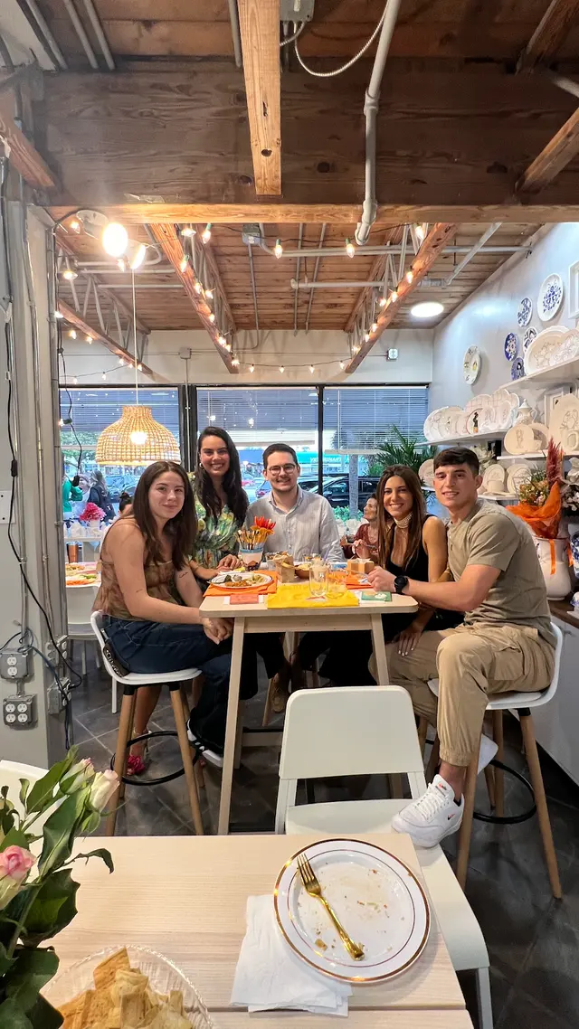 Atelier Newday Pottery Painting & Art Studio — photo from the business 2