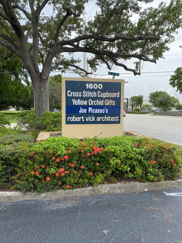 Joe Picasso's — photo from the business 2