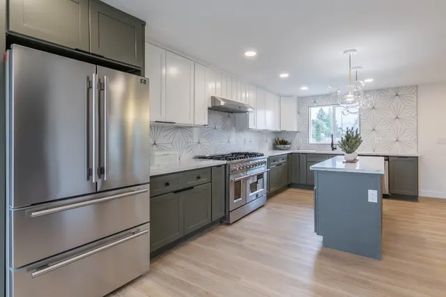 Shane Lewandowski - Lewandowski Real Estate Group — photo from the business 7