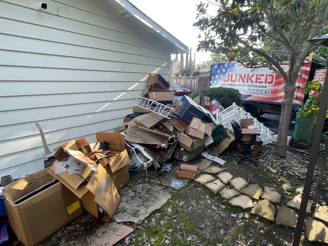 JUNKED: Powered By Veterans — photo from the business 5