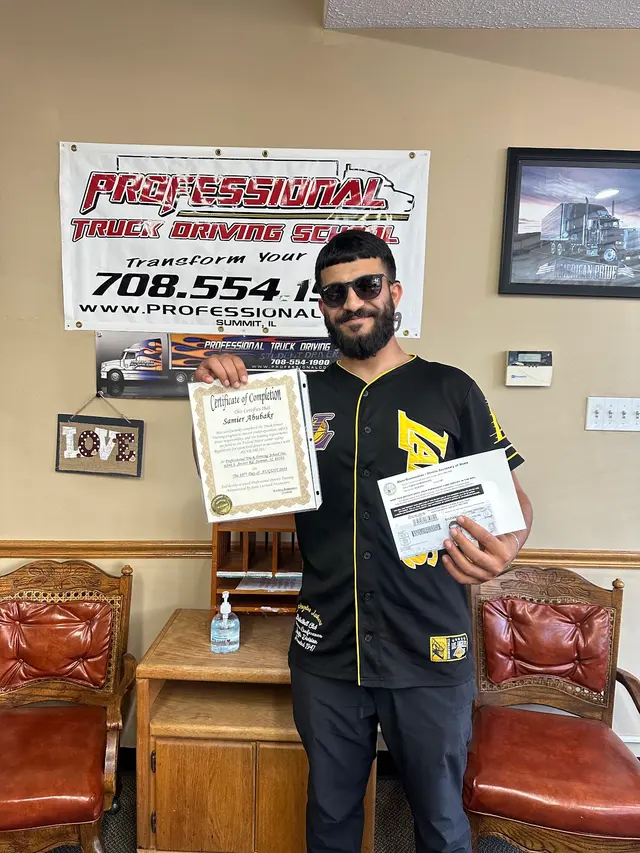 Professional Truck Driving School المحترف — photo from the business 2