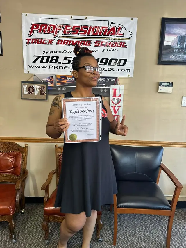 Professional Truck Driving School المحترف — photo from the business 9
