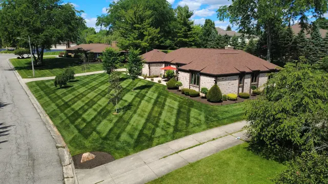 Simply Stripes Lawn & Landscaping — photo from the business 1