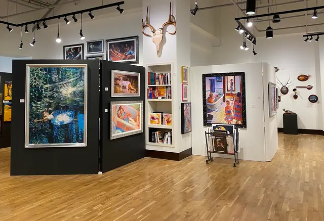 Ao5 Gallery — photo from the business 10