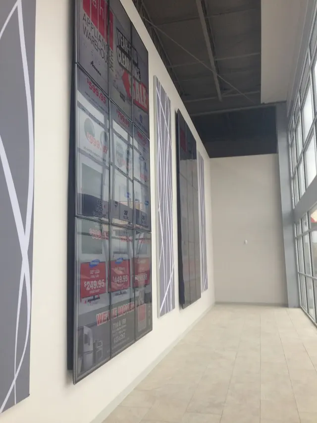 Hahn Appliance Warehouse — photo from the business 3
