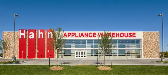 Hahn Appliance Warehouse — photo from the business 1