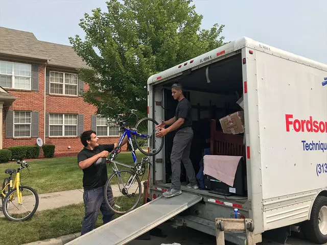 Fordson Movers — photo from the business 1