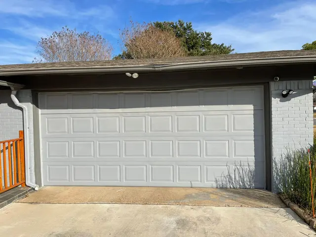 Supreme Garage Door Repair — photo from the business 2