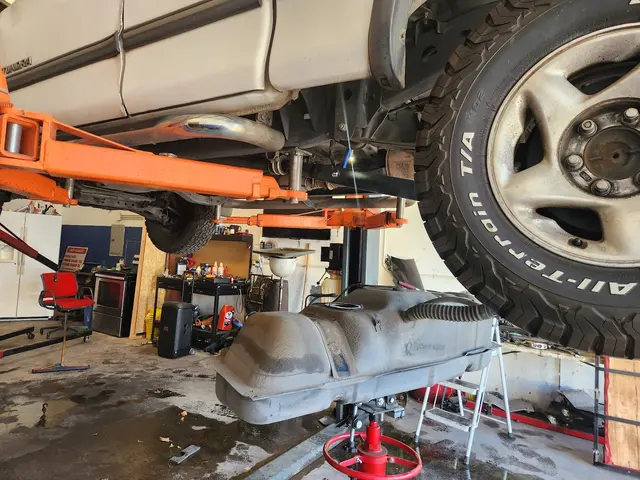 L.E. AUTOMOTIVE — photo from the business 7