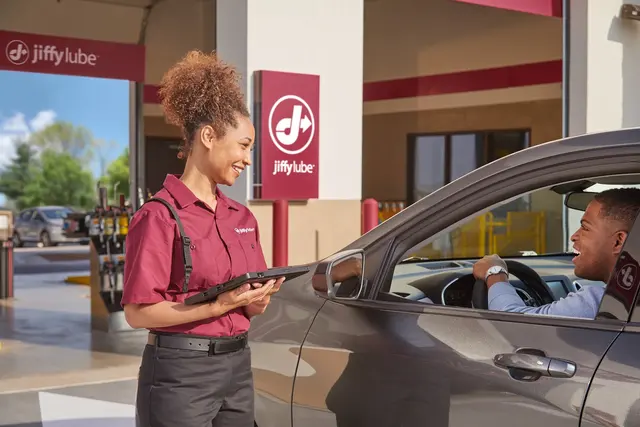Jiffy Lube — photo from the business 2
