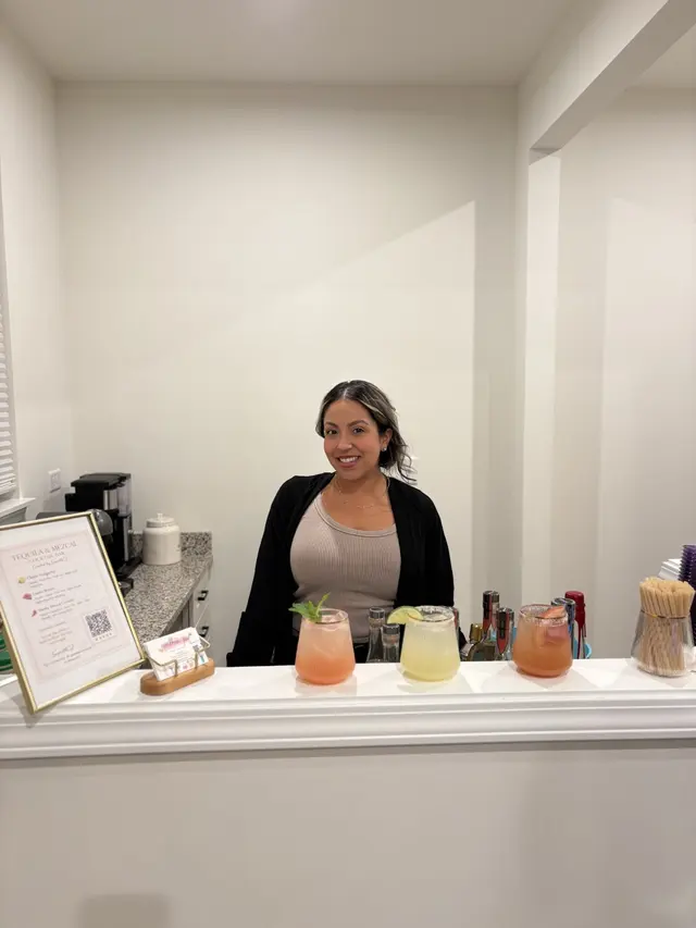 Cynthia Jay Mobile Bartending Services Inc — photo from the business 8