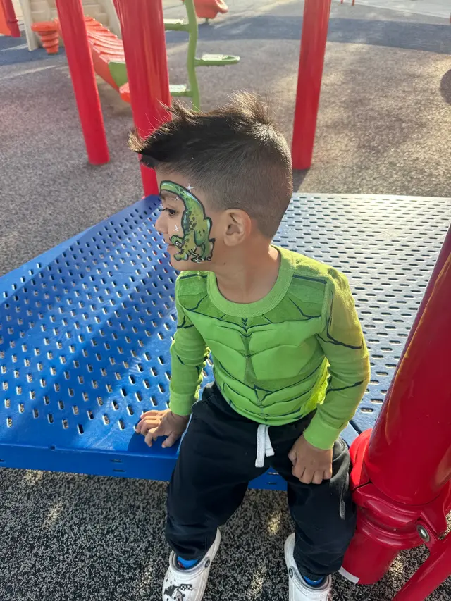 Customer photo of work by Art-Z Mom Face Painting, from Evelyn Escobar's review