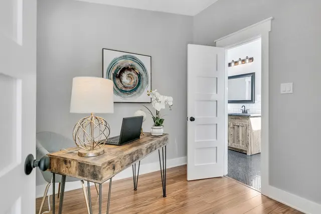 CUSTOM HOME STAGING — photo from the business 5