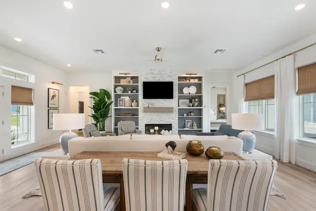 Karen Dietz Interiors - Interior Designer — photo from the business 4
