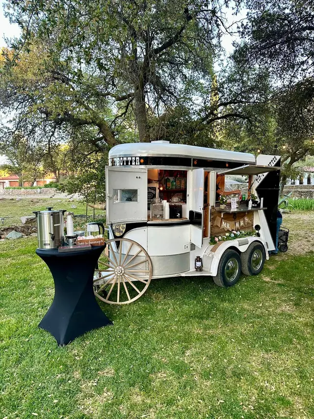 Tucson Mobile Bartending: Tucson Bartender for Hire | Wedding Bartender Trailer Bar | Beer Burro l Photo Booth — customer photo 6