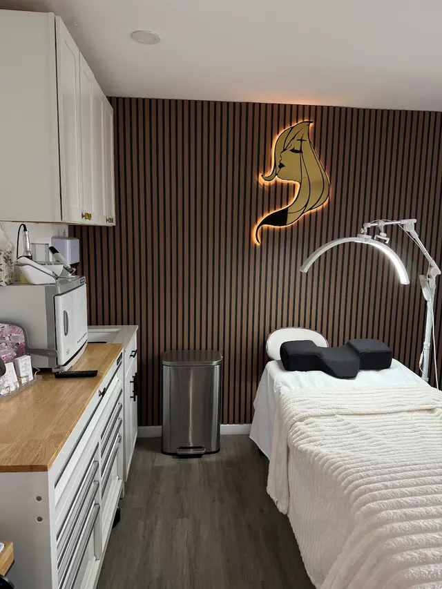 Ybonis Beauty Spa — photo from the business 2