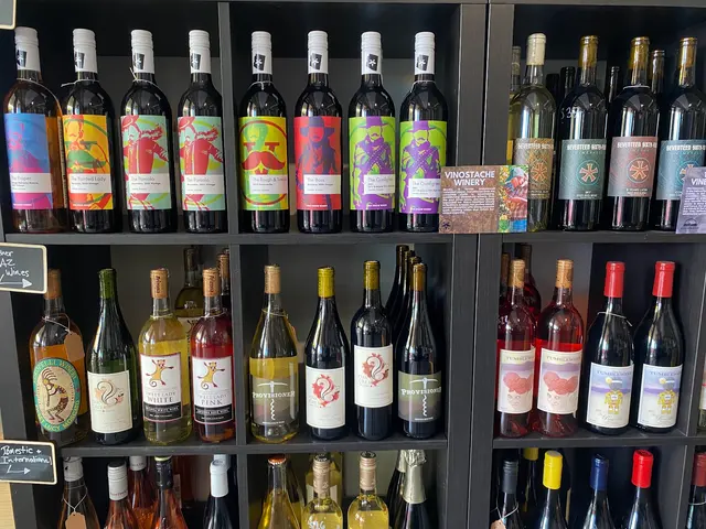 The Wine Collective of Scottsdale, Wine Store, Wine Tasting & Wine Bar — photo from the business 12