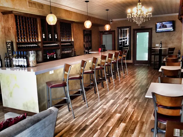 Salvatore Vineyards Tasting Room — photo from the business 3