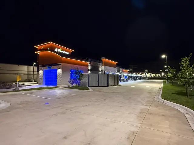 Mister Car Wash — customer photo 10