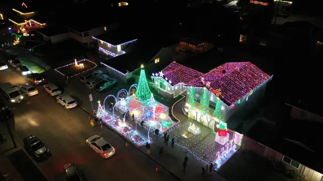 Christmas Lights In Orange County — photo from the business 11