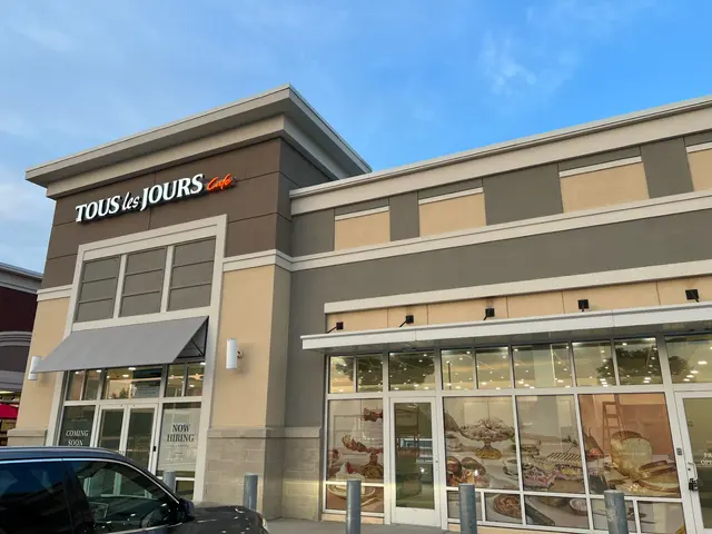 Tous les Jours Bakery & Cafe - Newport News — photo from the business 12