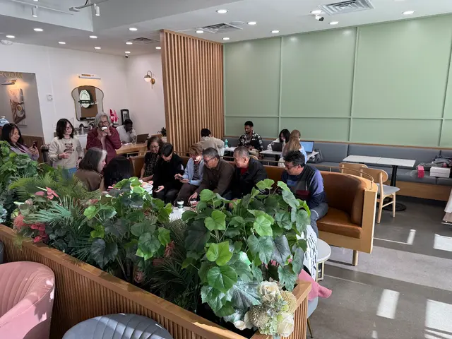 Tous les Jours Bakery & Cafe - Newport News — photo from the business 7
