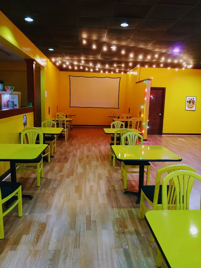 Yellow Submarine — photo from the business 4