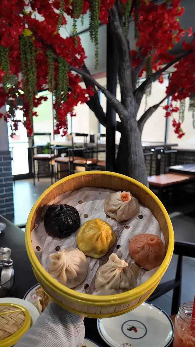 i Noodle - Asian Fusion — photo from the business 5