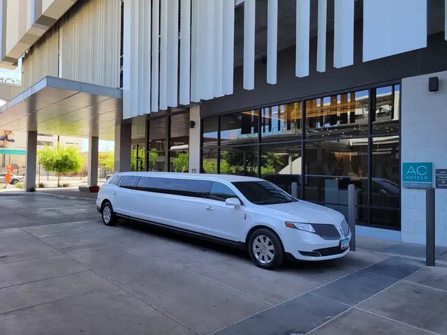 Empire Limousine — photo from the business 10