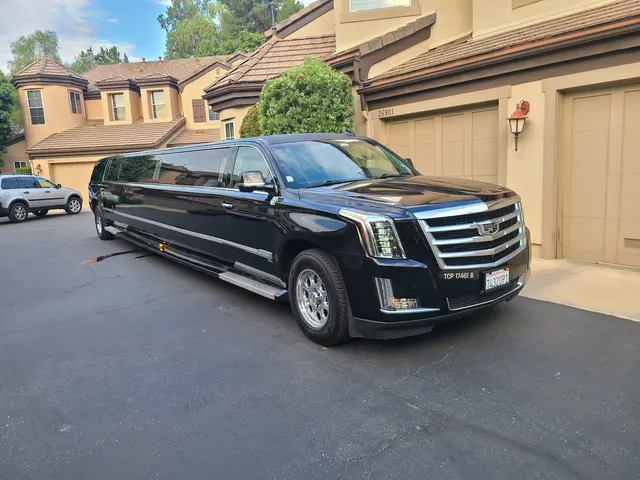 Crown Limousine — customer photo 3