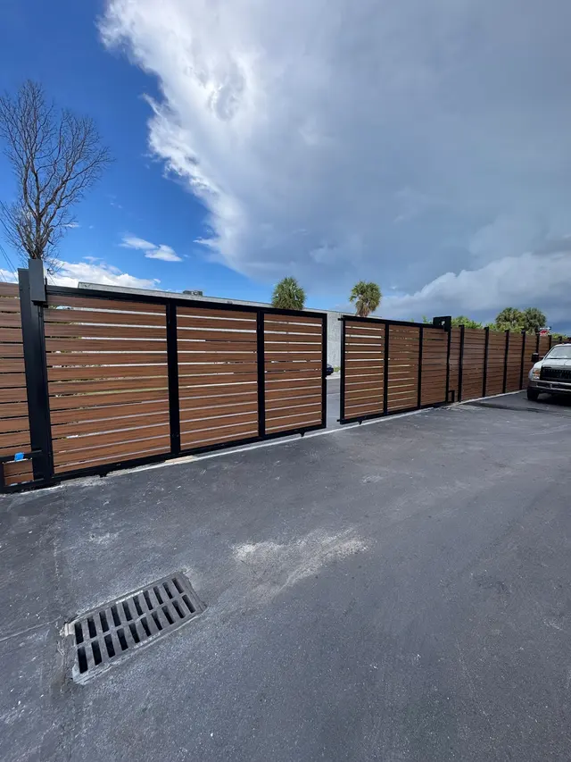 Genesis Gates — photo from the business 1
