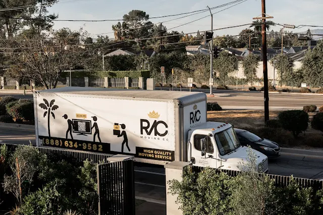 Royal Moving & Storage Austin — photo from the business 1