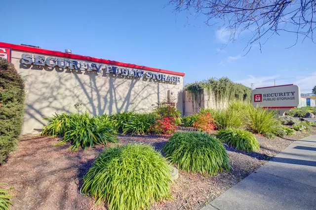 Security Public Storage — photo from the business 6
