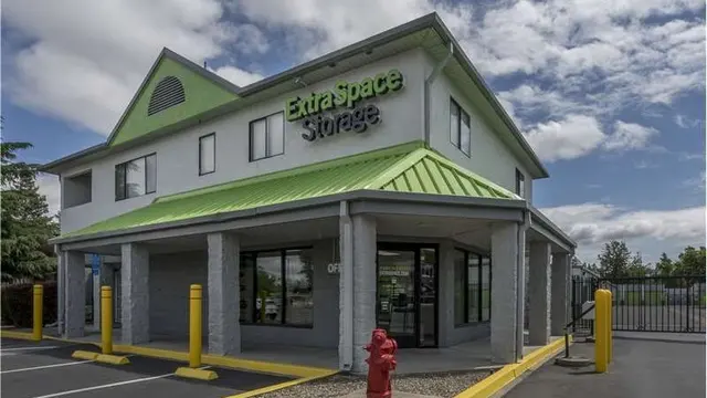 Extra Space Storage — photo from the business 1