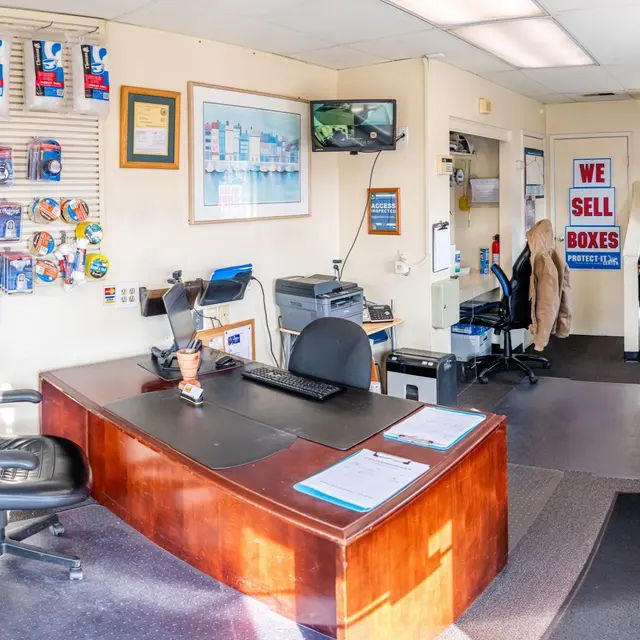 Stor-N- Loc — photo from the business 6