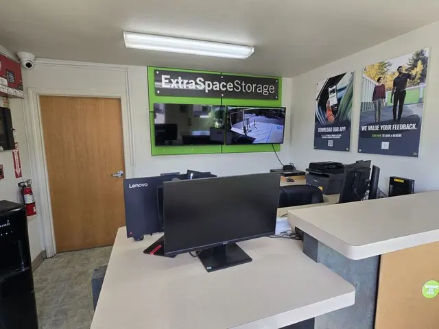 Extra Space Storage — photo from the business 3