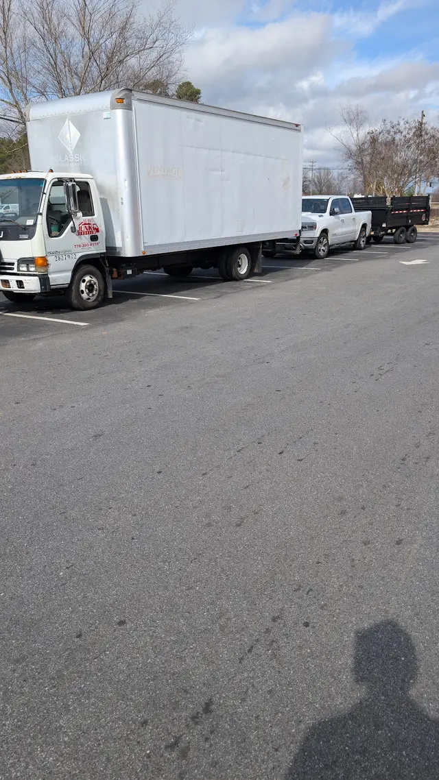SS PRO JUNK REMOVAL — photo from the business 10