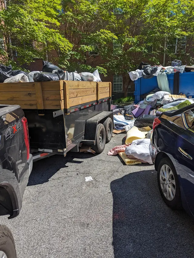 SS PRO JUNK REMOVAL — photo from the business 9