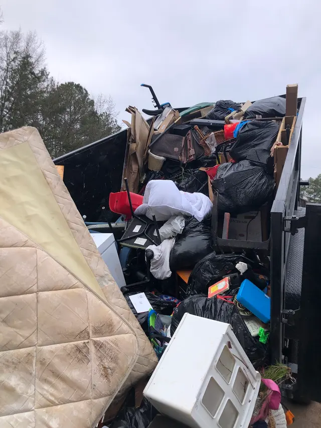Magic junk Removal and Hauling — photo from the business 3