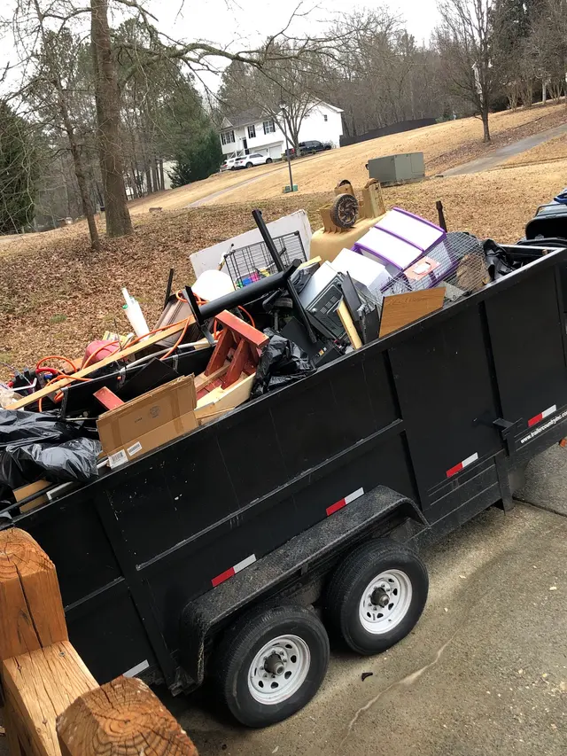 Magic junk Removal and Hauling — photo from the business 2
