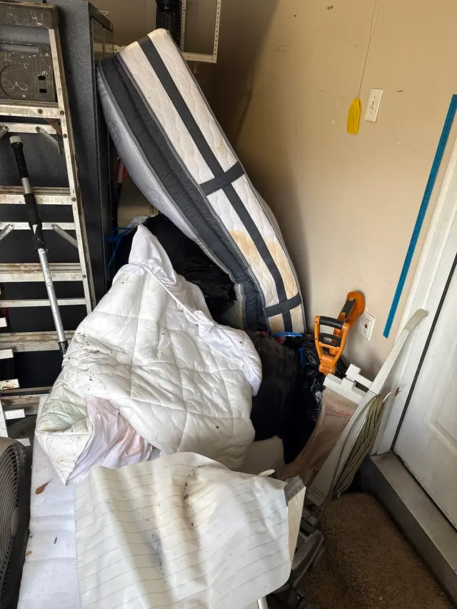 Fast Sam Junk Removal — customer photo 2