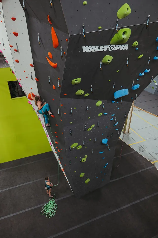 Climb So iLL at the Steel Shop — photo from the business 8