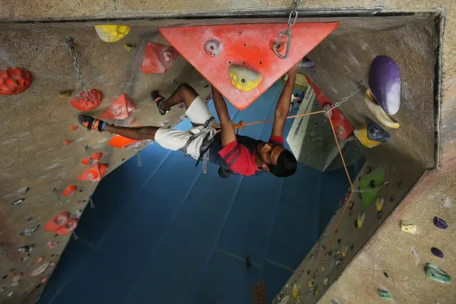 Upper Limits Rock Climbing Gym - Maryland Heights — photo from the business 9