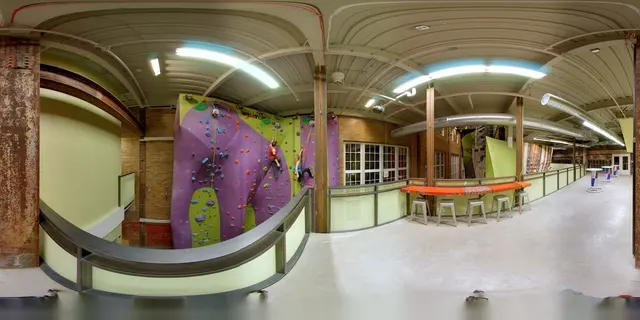 Climb So iLL at the Power Plant — photo from the business 9