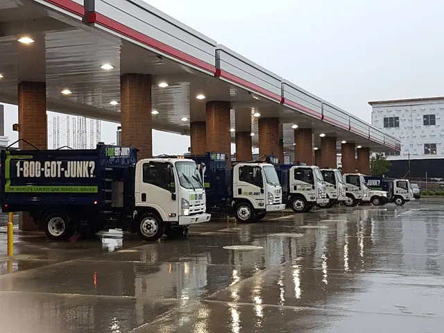 1-800-GOT-JUNK? Milwaukee — photo from the business 9