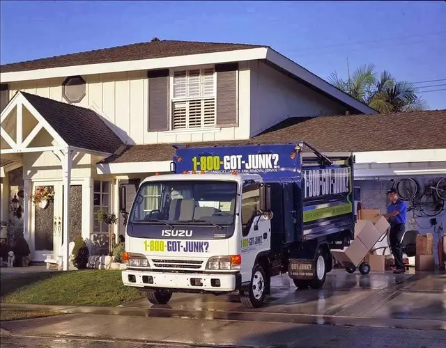 1-800-GOT-JUNK? Milwaukee — photo from the business 6